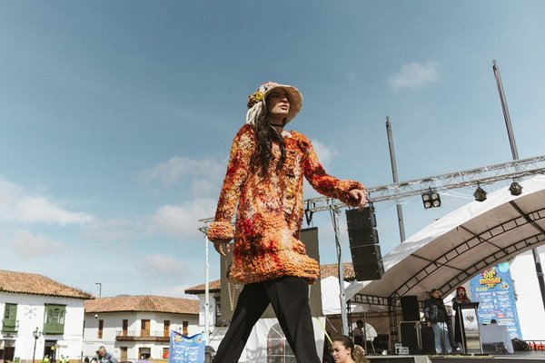 Intégrer le khôl ithmid dans votre routine beauté quotidienne